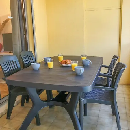 Azeos By Pom Apartment