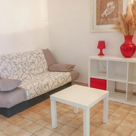 Azeos By Pom Apartment *